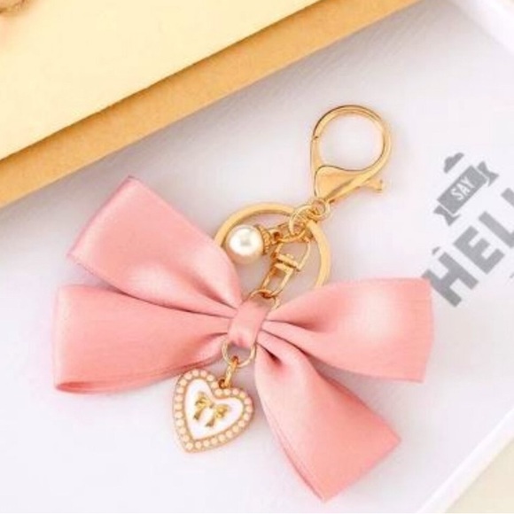 3 key chains - Picture 2 of 3